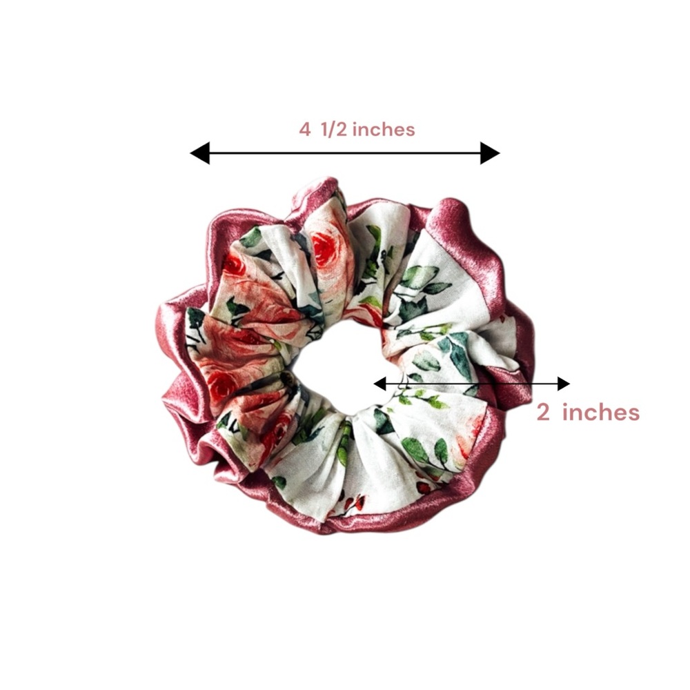 Floral Pink and White Scrunchies - Picture 4 of 4